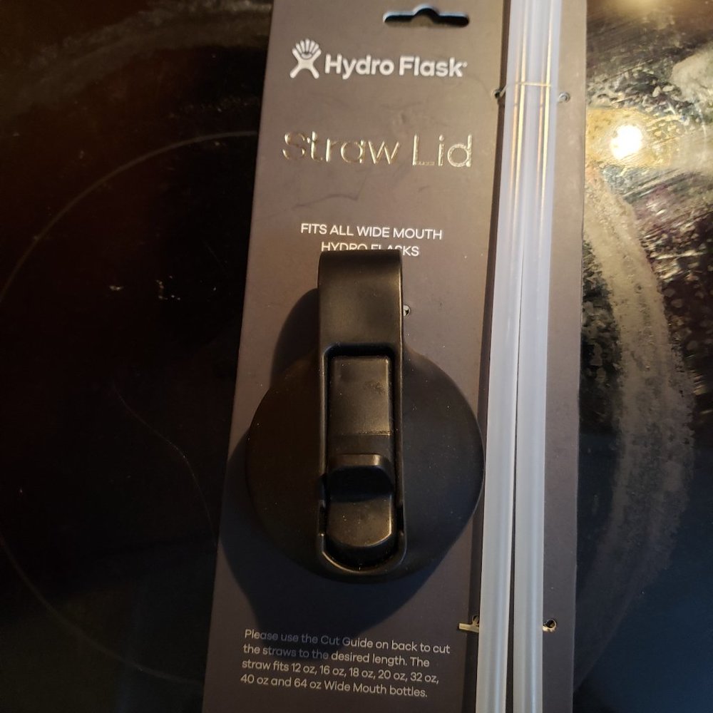 HydroFlask straw lid - two straws included